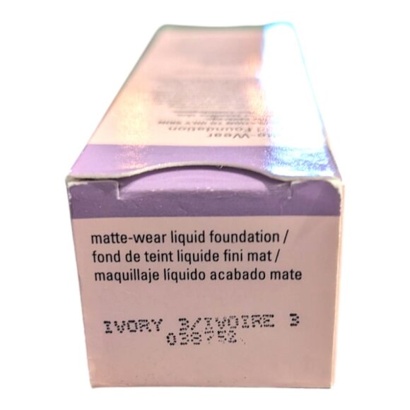 Mary Kay TimeWise Matte-Wear Liquid Foundation Ivory 3 038752 Comb. To Oily NIB - Picture 2 of 6